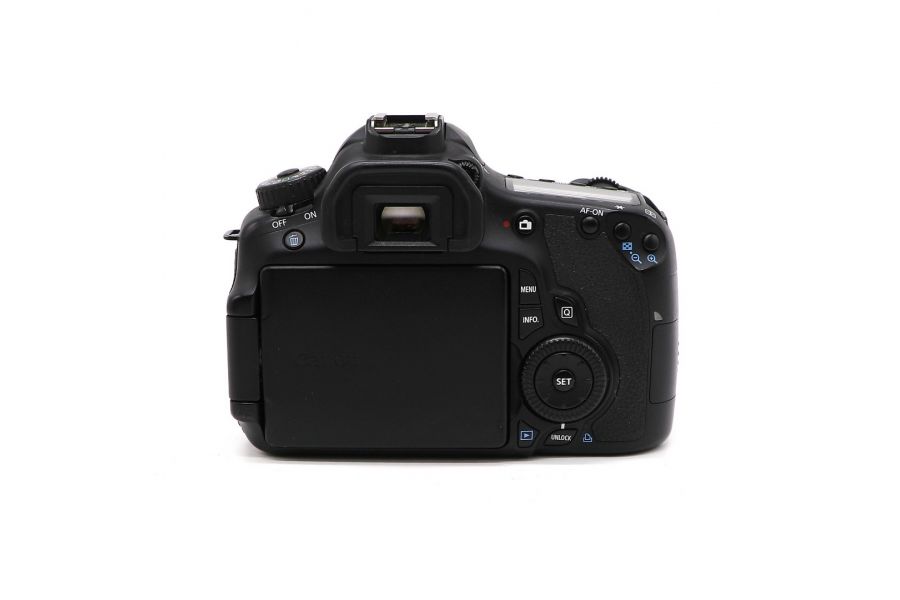 Canon EOS 60D kit (пробег 40500 кадров)
