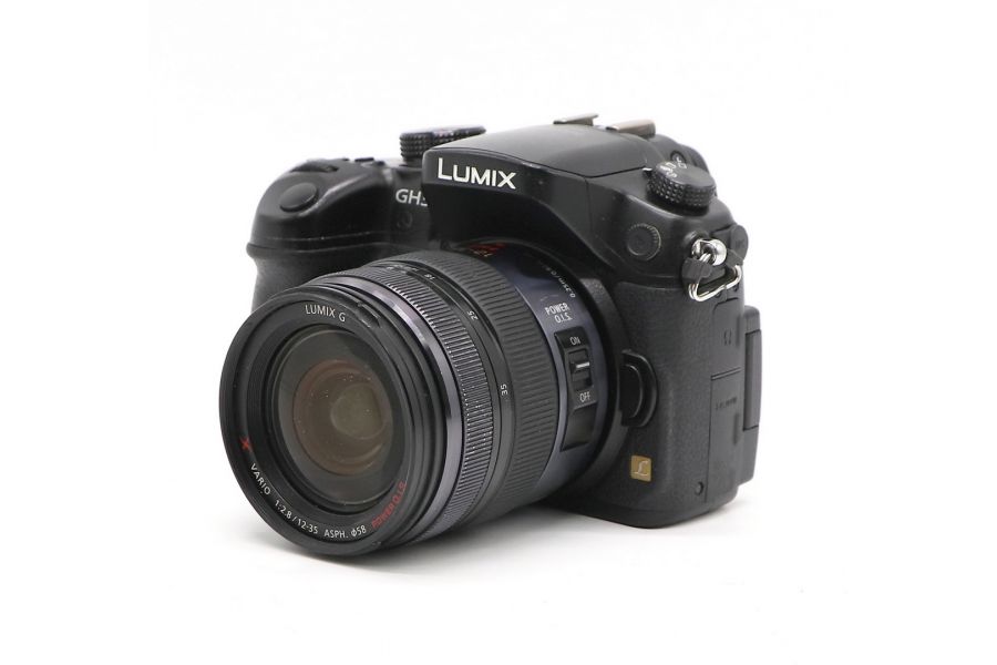 Panasonic Lumix DMC-GH3 kit 12-35mm f/2.8 II ASPH. Power O.I.S.
