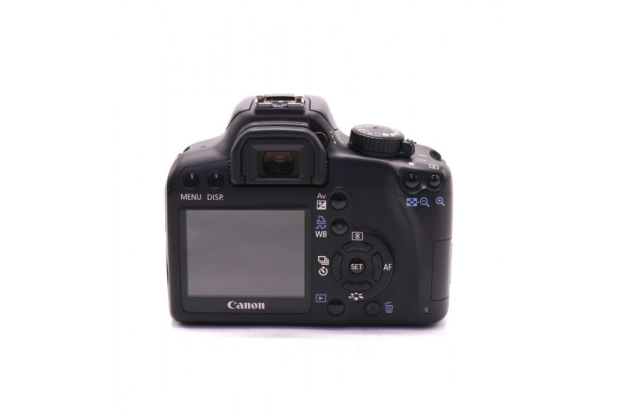 Canon EOS 1000D kit (пробег 5570 кадров)