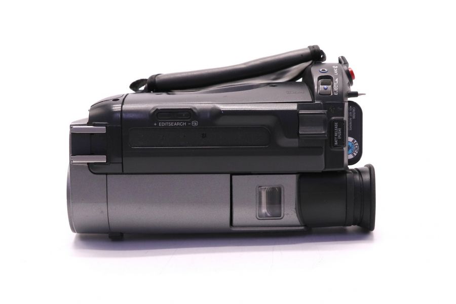 Видеокамера Sony CCD-TR920E