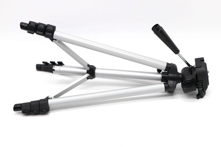 Напольный серый штатив для фотосъемки Continent B1