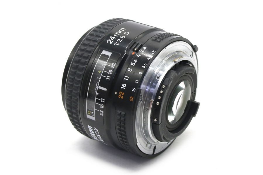 Nikon 24mm f/2.8D AF Nikkor