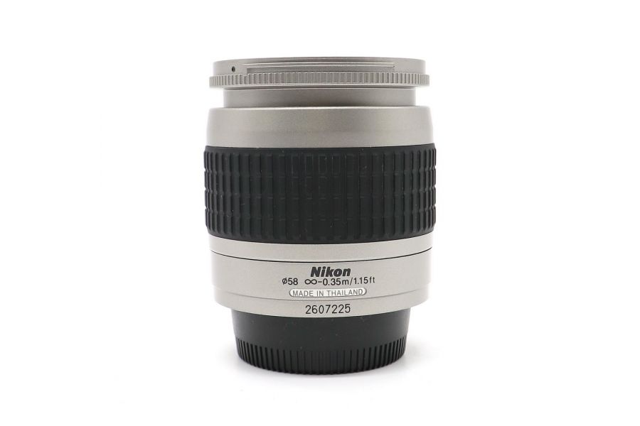 Nikon 28-80mm f/3.3-5.6G AF Nikkor 