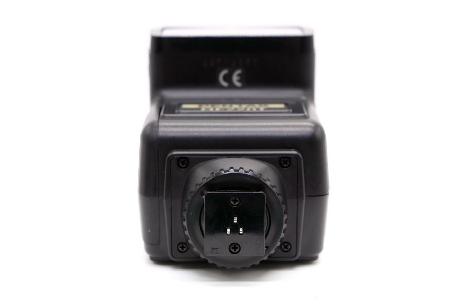 Фотовспышка Pentax AF220T в упаковке