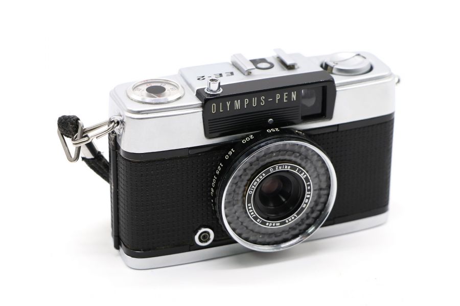 Olympus Pen EE-2 (Japan, 1972)
