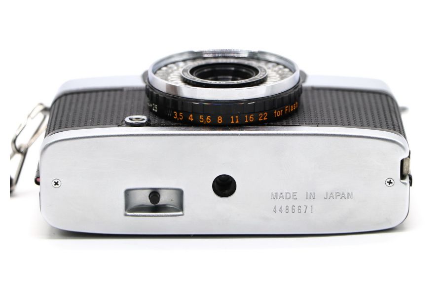 Olympus Pen EE-2 (Japan, 1972)