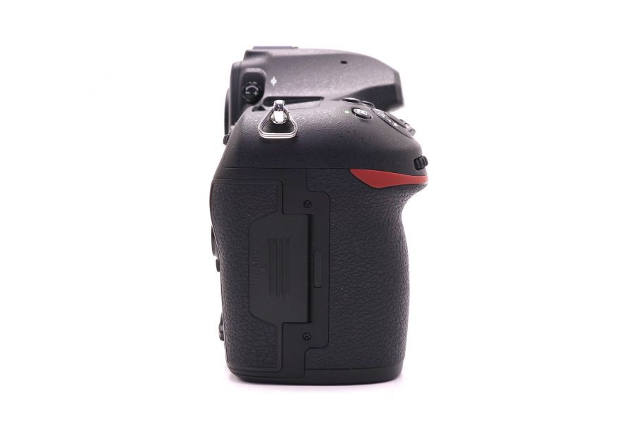 Nikon D850 body в упаковке (пробег 400 кадров)