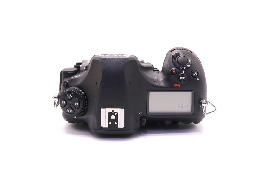 Nikon D850 body в упаковке (пробег 400 кадров)