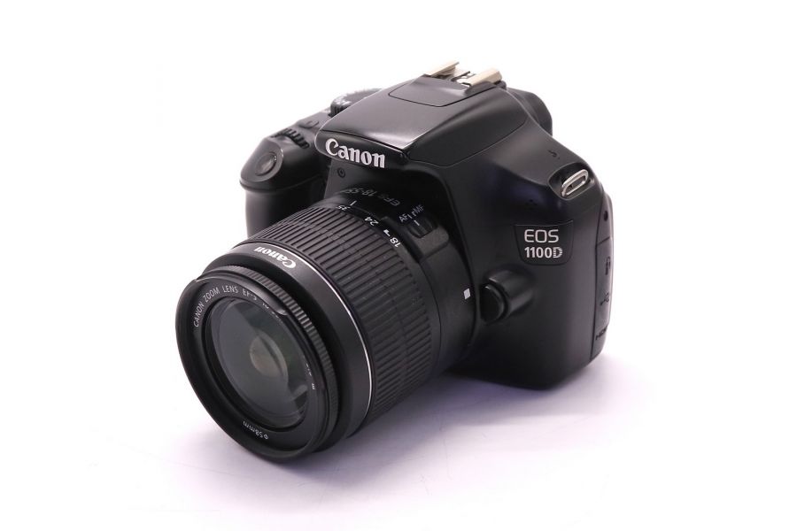 Фотокамера Canon EOS 1100D kit (пробег 4135 кадров)