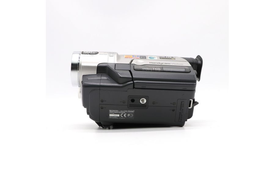 Видеокамера Sony CCD-TRV408E PAL