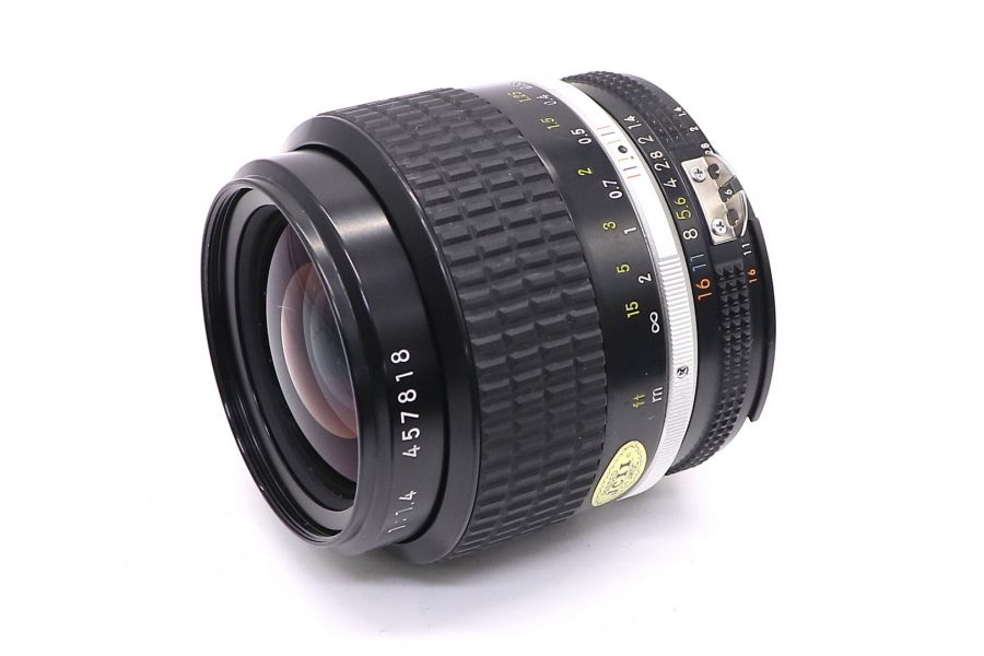 Nikon 35mm f/1.4 Nikkor