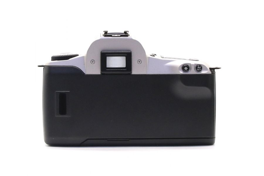 Canon EOS 300 + 28-80mm f/3.5-5.6 II