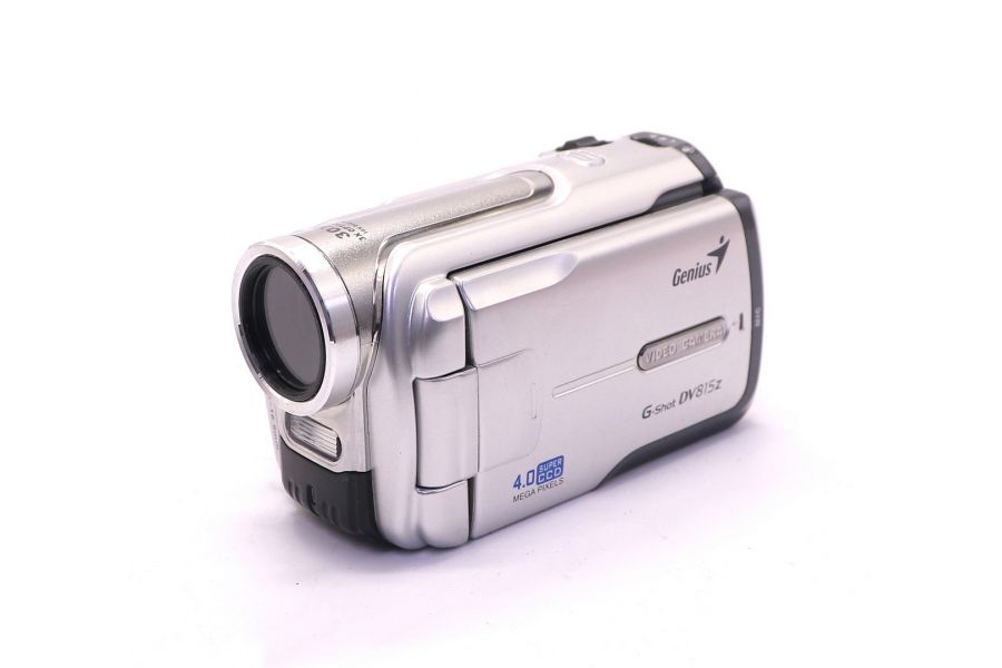 Видеокамера Genius G-Shot DV815Z в упаковке