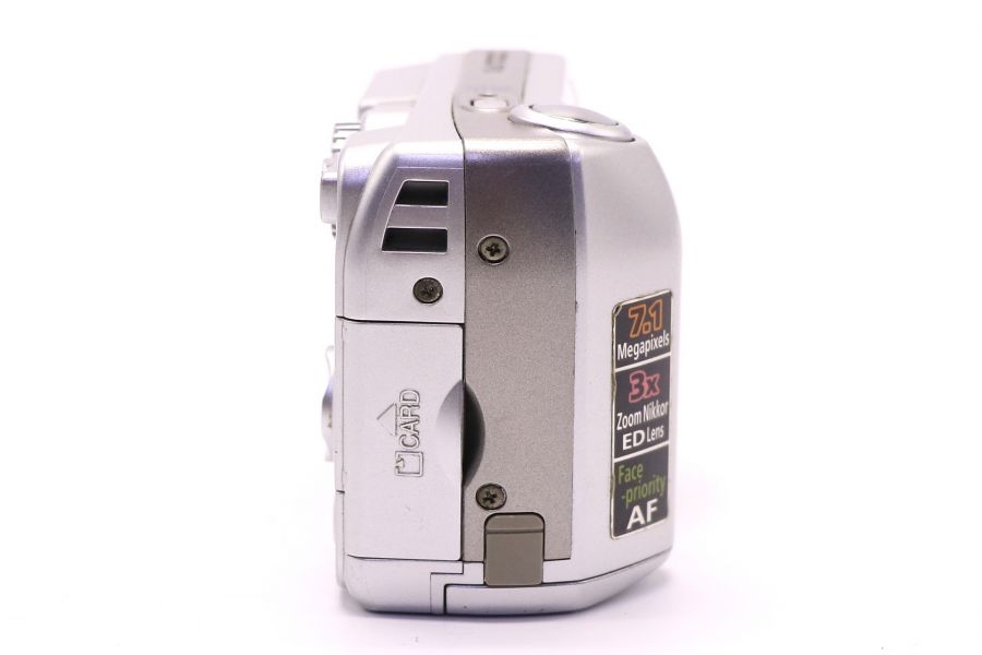 Nikon Coolpix 7600 в упаковке