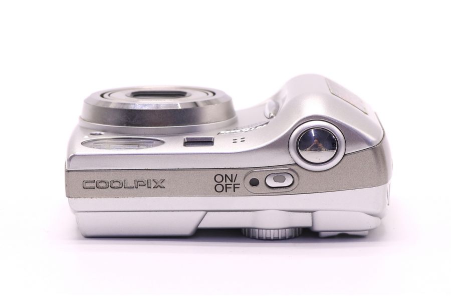 Nikon Coolpix 7600 в упаковке