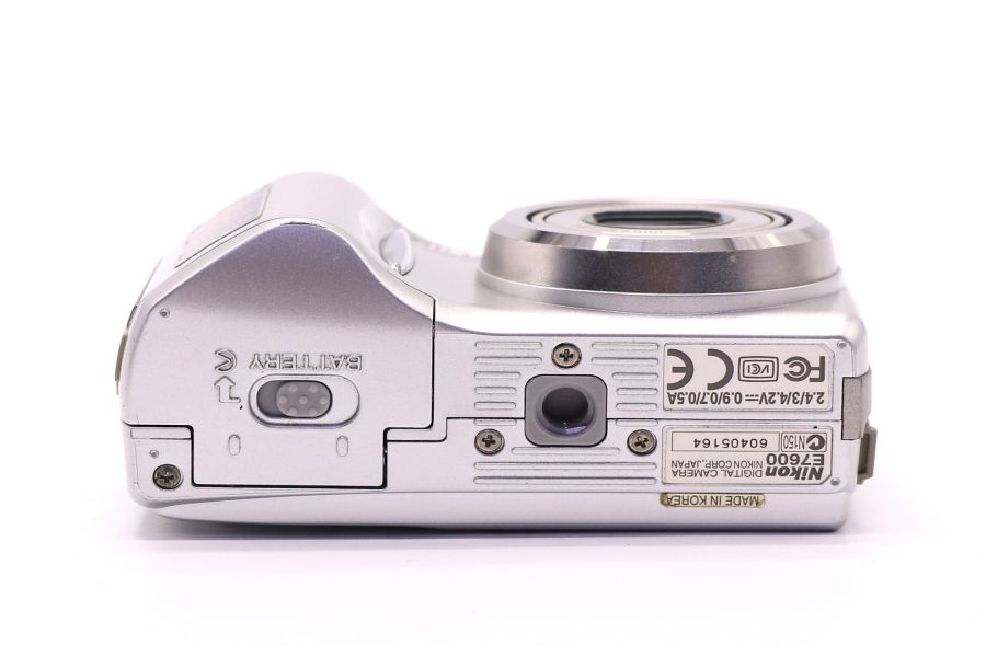 Nikon Coolpix 7600 в упаковке