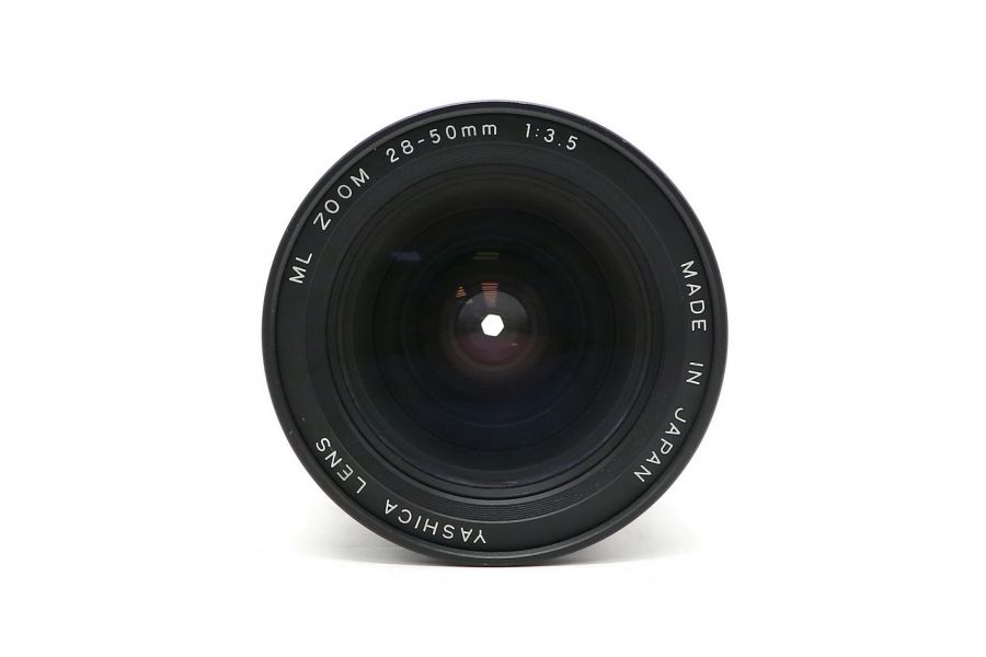 Yashica ML Zoom 28-50mm f/3.5