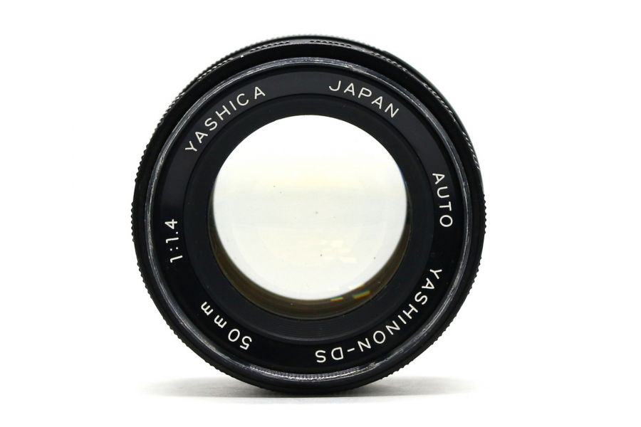 Auto Yashinon-DS 50mm f/1.4