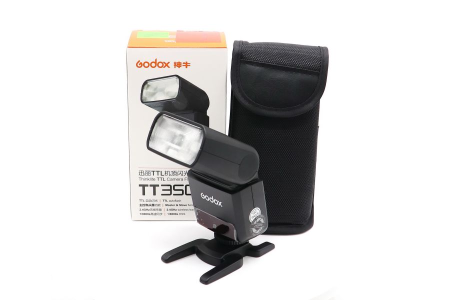 Фотовспышка Godox TT350c в упаковке