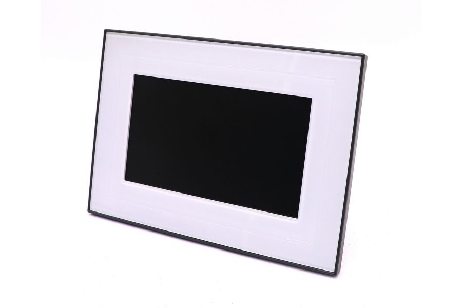 Фоторамка Kodak EasyShare M820 в упаковке