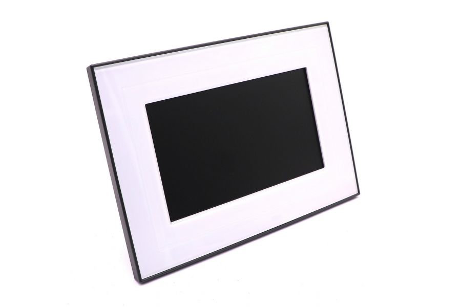 Фоторамка Kodak EasyShare M820 в упаковке