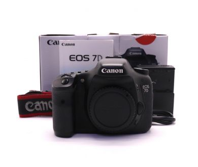 Canon EOS 7D body в упаковке (пробег 33940 кадров)