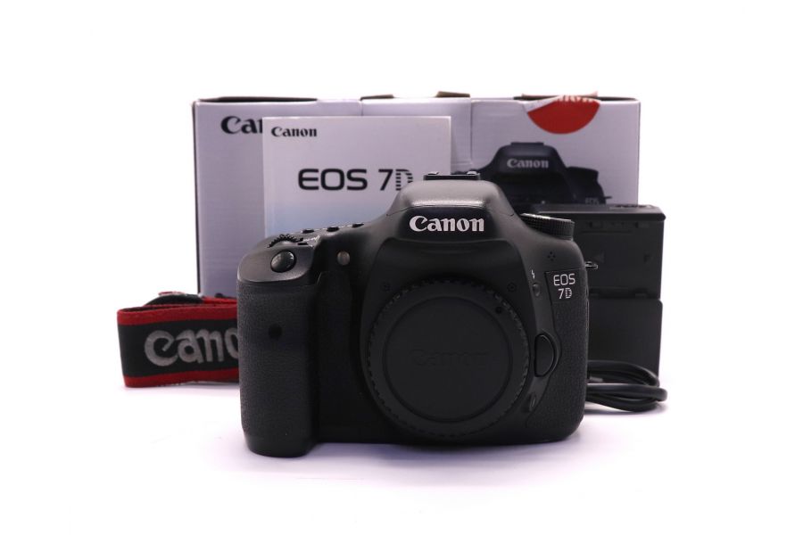 Canon EOS 7D body в упаковке (пробег 33940 кадров)