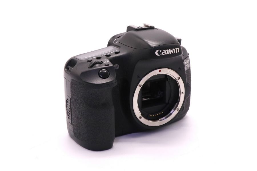 Canon EOS 7D body в упаковке (пробег 33940 кадров)