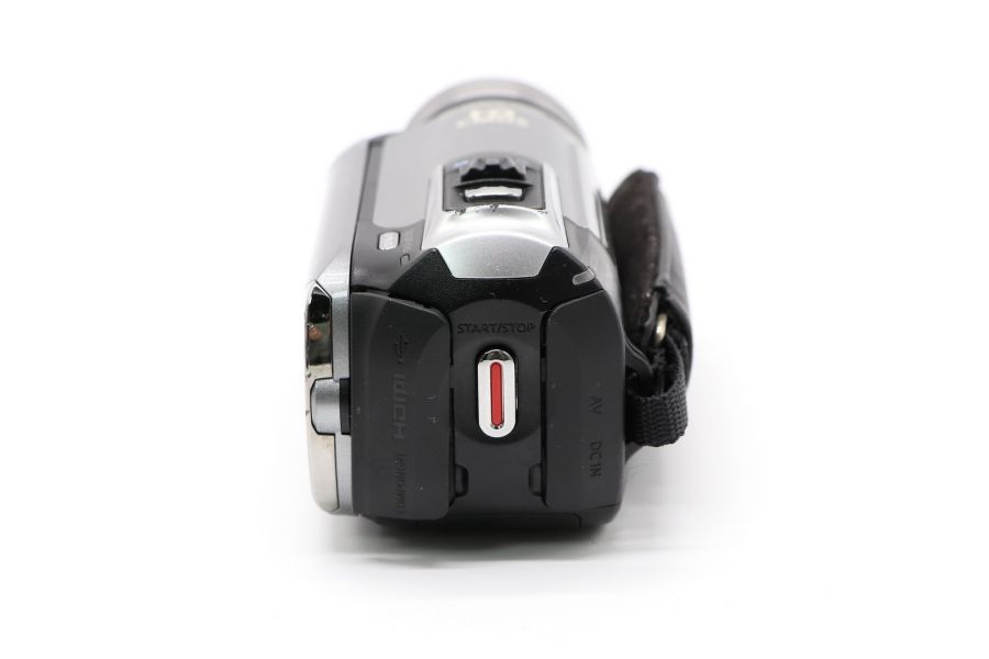 Видеокамера Canon LEGRIA HF R106E в упаковке