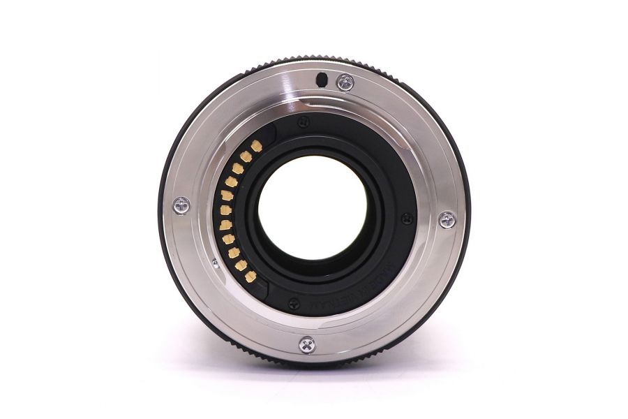 Черный Olympus Zuiko Digital 45mm F1.8 в упаковке