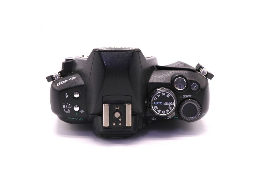 Olympus E-400 body (пробег 43665 кадров)