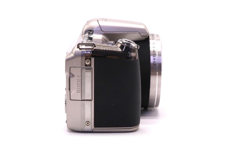 Olympus SP-810UZ в упаковке