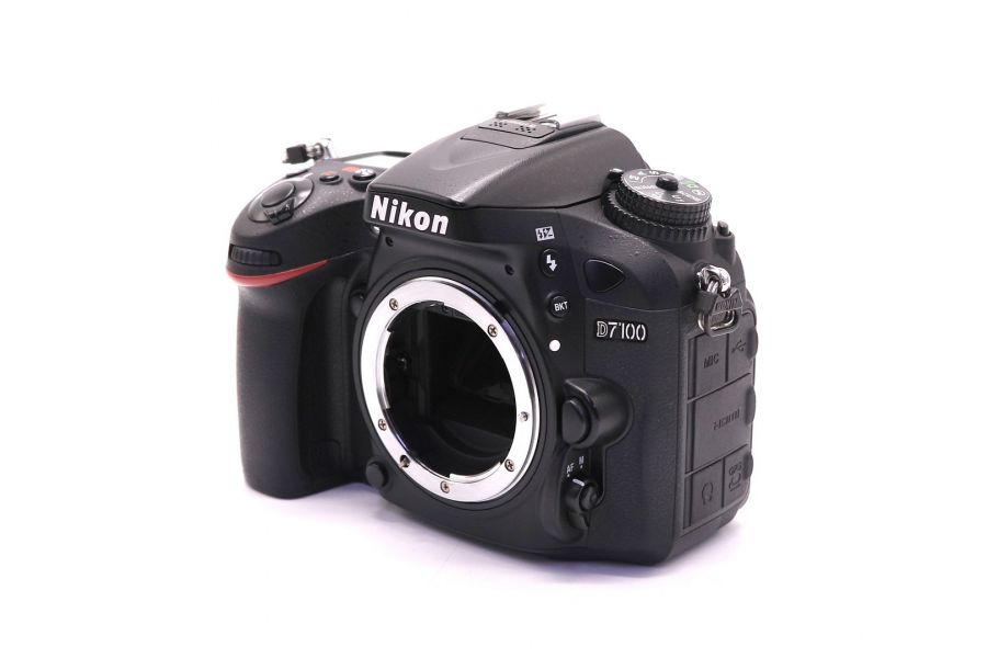 Nikon D7100 body в упаковке (пробег 12125 кадров)