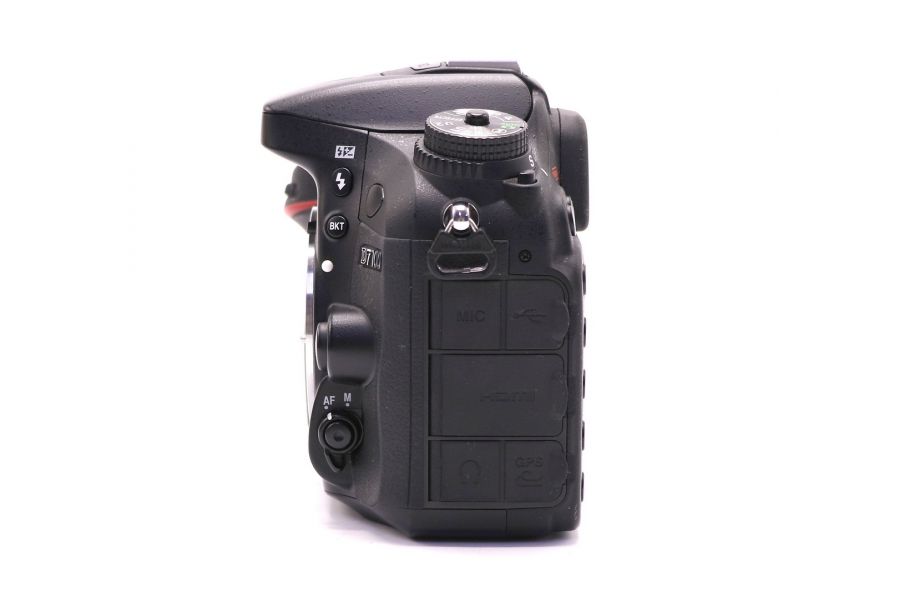 Nikon D7100 body в упаковке (пробег 12125 кадров)
