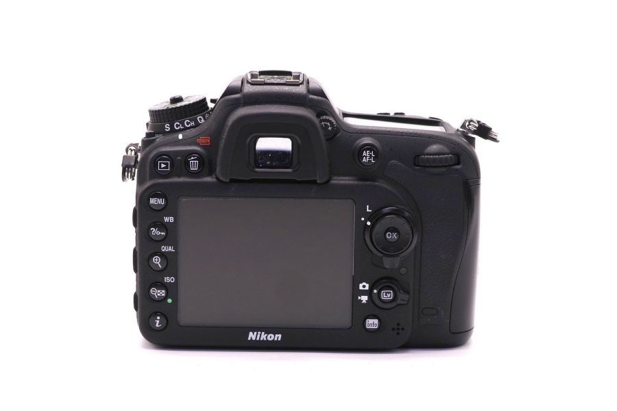 Nikon D7100 body в упаковке (пробег 12125 кадров)