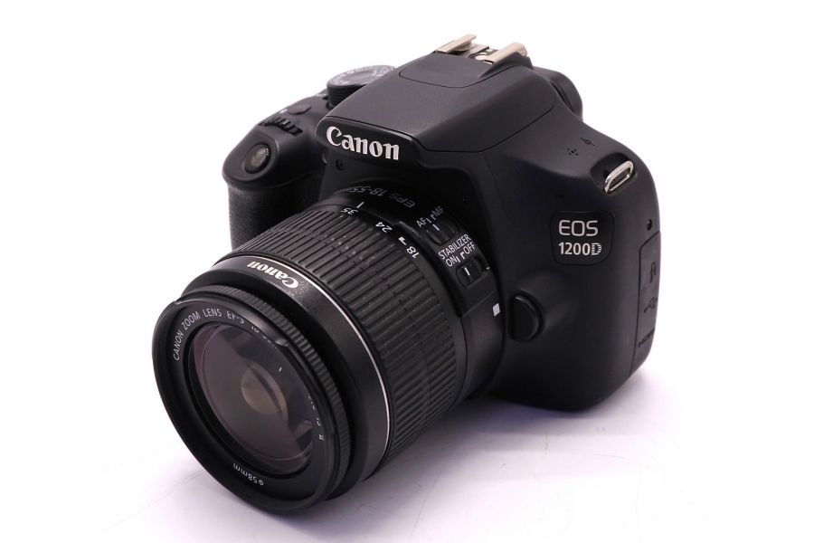 Canon EOS 1200D kit (пробег 26640 кадров)