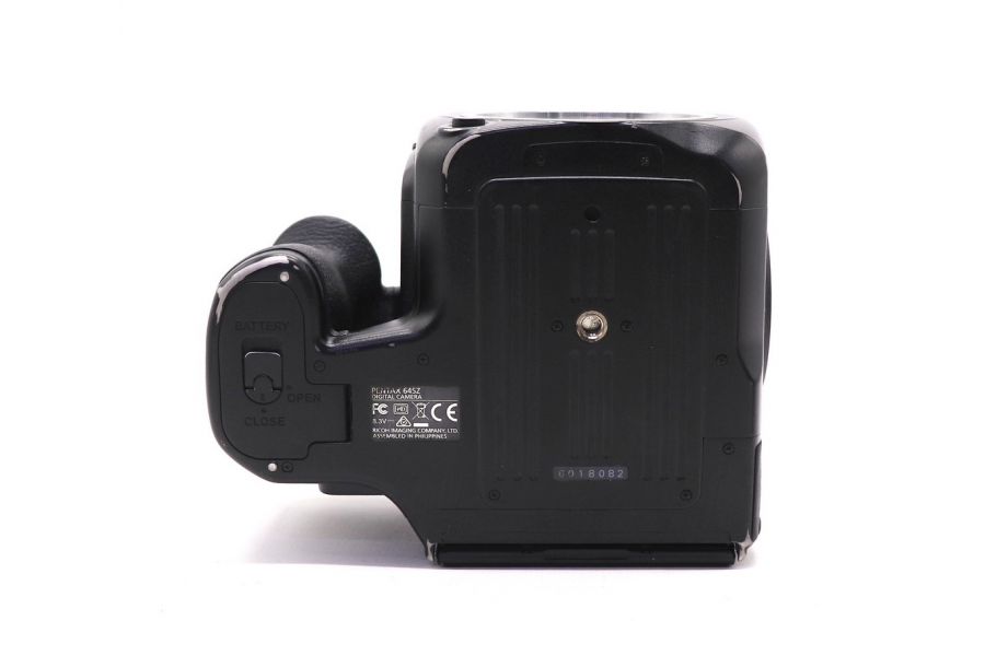 Pentax 645Z body (пробег 12105 кадров)