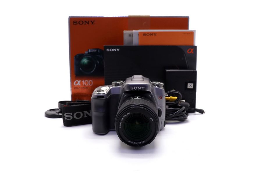 Sony Alpha DSLR-A100 kit в упаковке