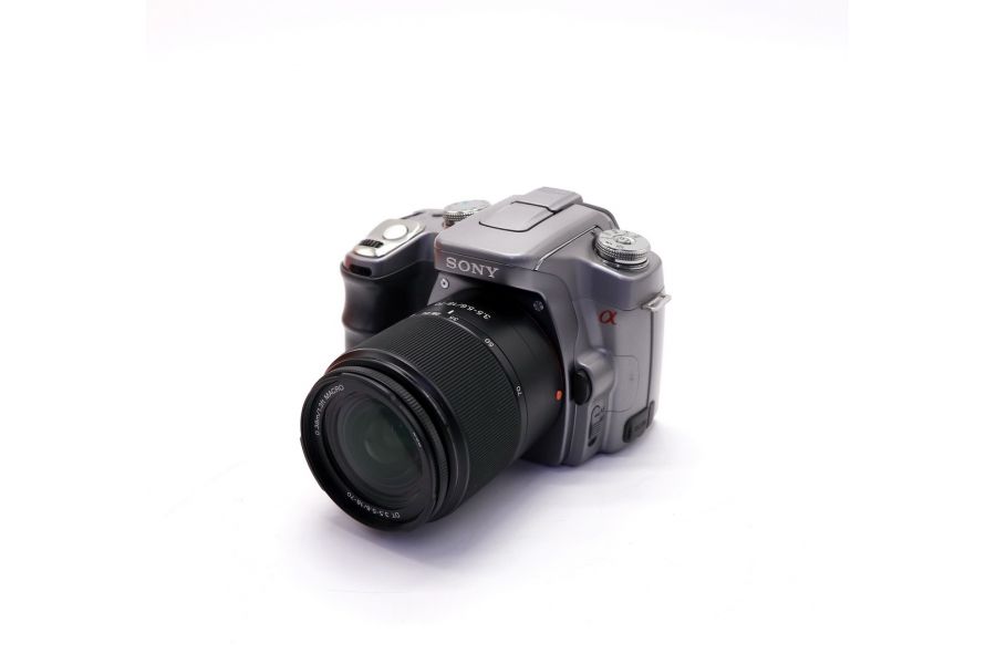 Sony Alpha DSLR-A100 kit в упаковке