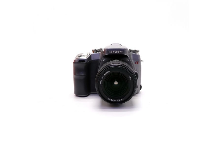 Sony Alpha DSLR-A100 kit в упаковке