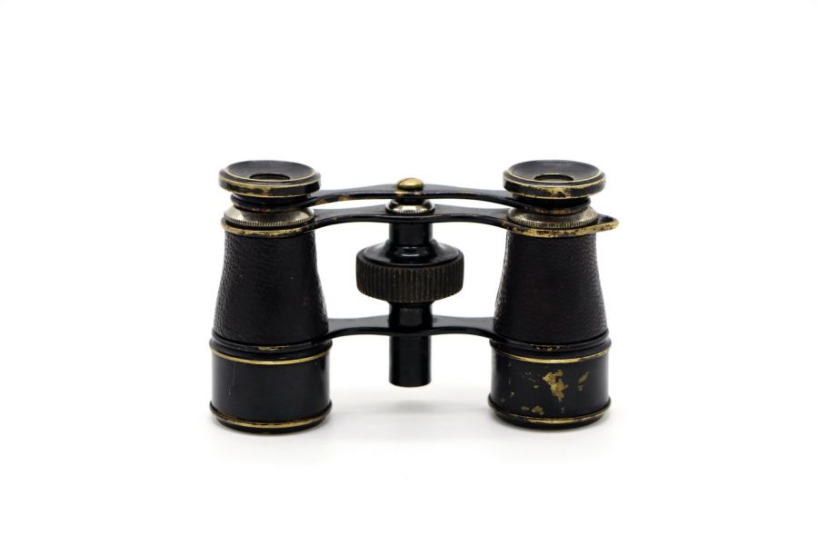 Бинокль театральный медный
