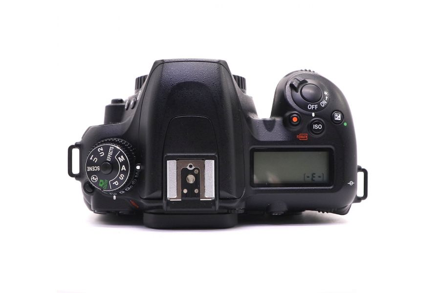 Nikon D7500 body (пробег 28140 кадров)