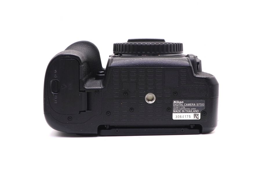 Nikon D7500 body (пробег 28140 кадров)