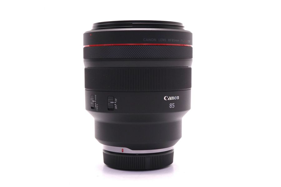 Новый Canon RF 85mm f/1.2L USM в упаковке