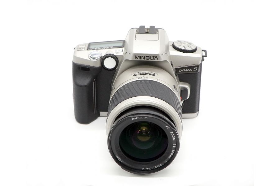 Minolta Dynax 5 kit + Фотопленка Kodak Gold