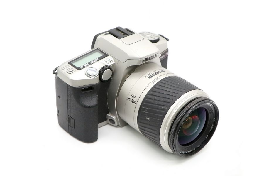 Minolta Dynax 5 kit + Фотопленка Kodak Gold