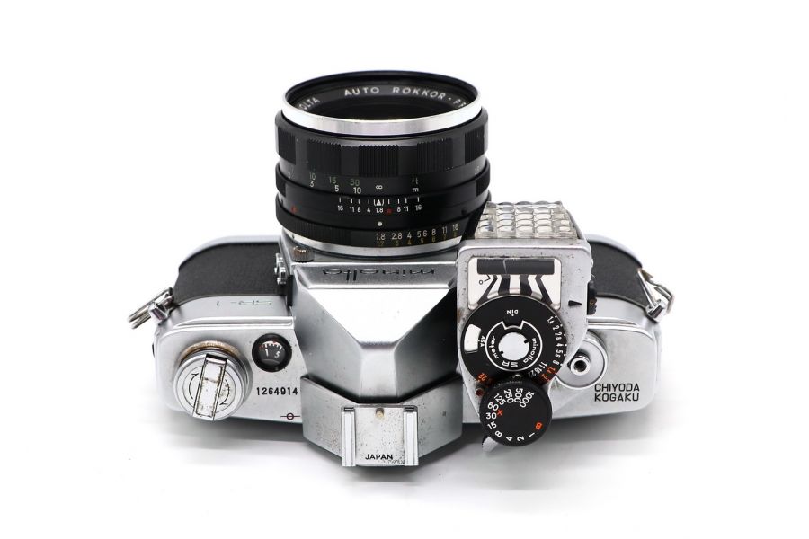 Minolta SR + Minolta Rokkor-PF Auto 1.8/50mm