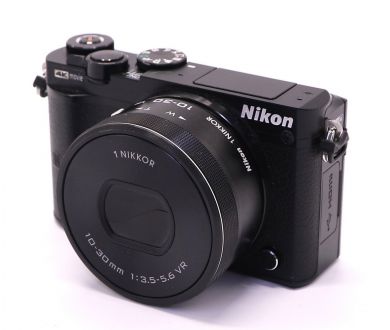 Nikon 1 J5 kit (пробег 135 кадров)