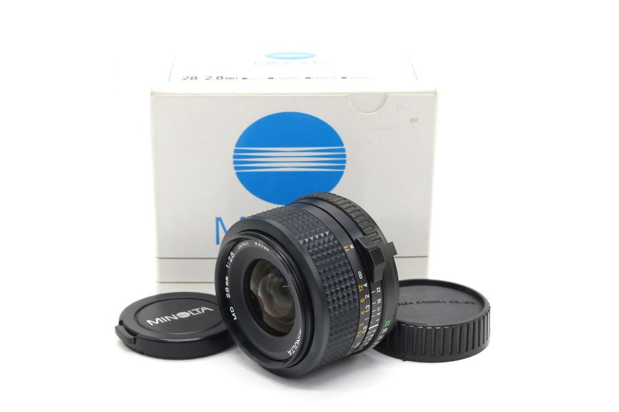 Minolta MD 28mm f/2.8 в упаковке