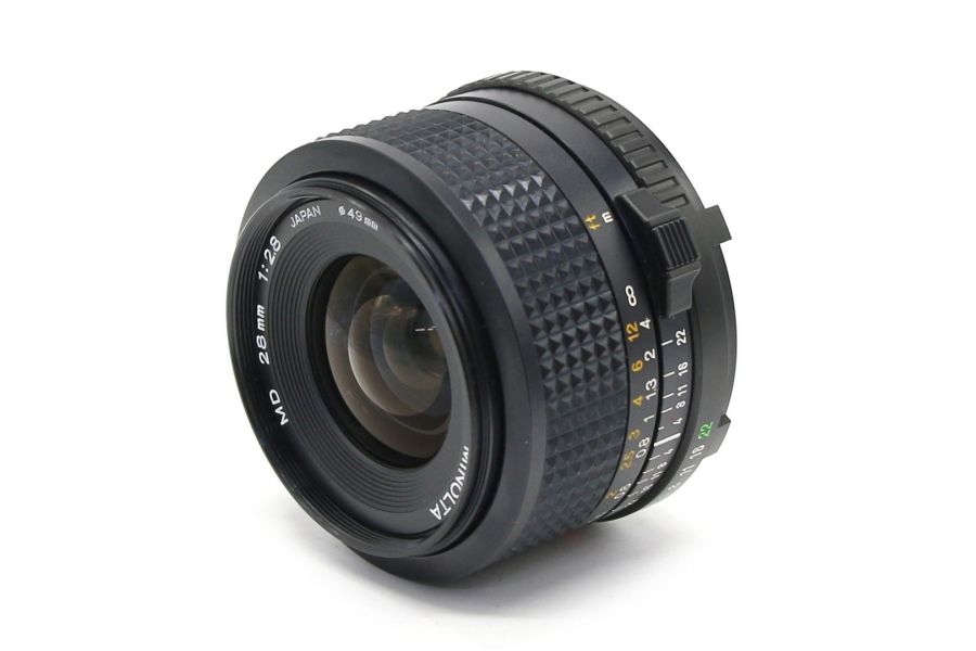 Minolta MD 28mm f/2.8 в упаковке